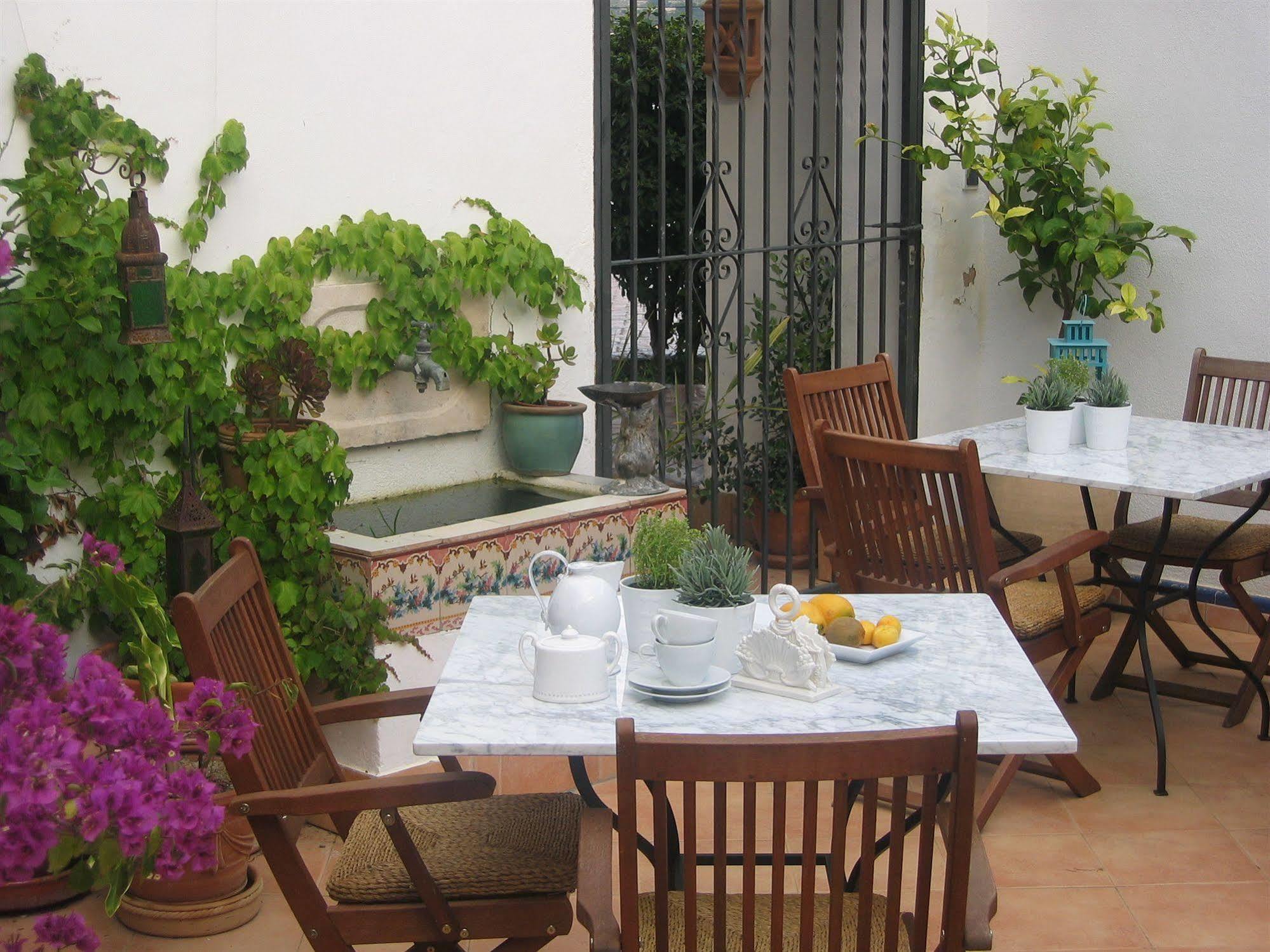 La Venteta Bed & Breakfast Aigues Exterior photo