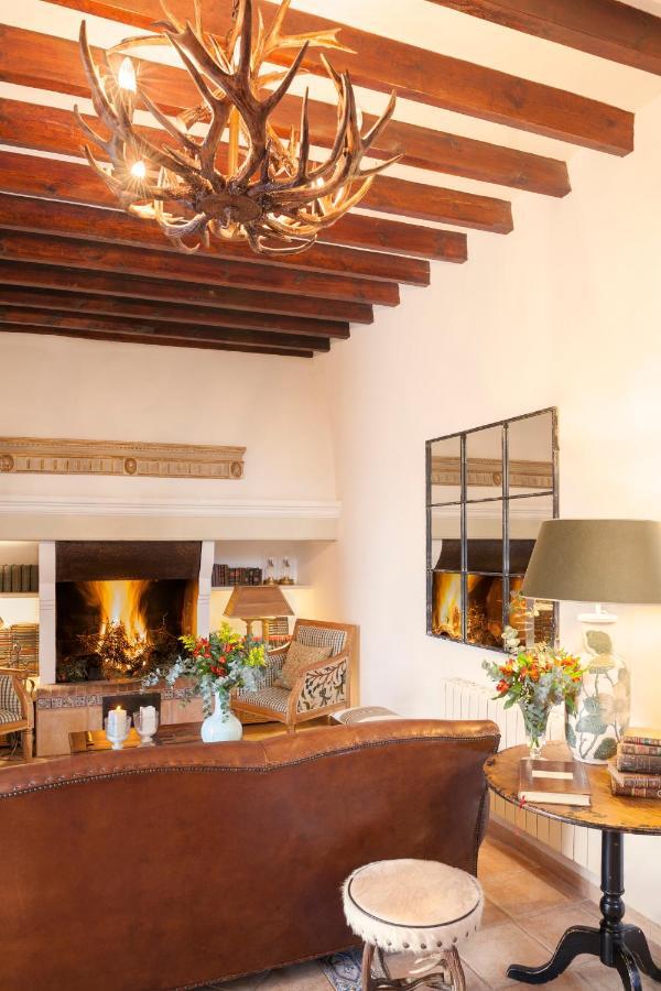 La Venteta Bed & Breakfast Aigues Exterior photo